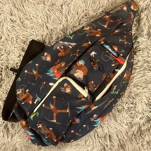 FREE SHIPPING RARE HTF Kavu Navy Sasquatch Bigfoot Rope sling like new!